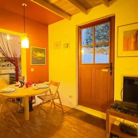 Apartament Small Duplex House In Batignolles