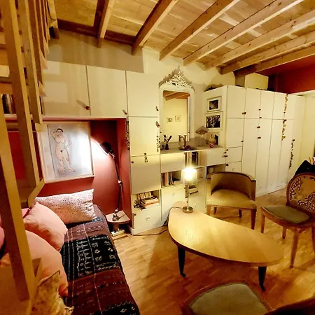 Small Duplex House In Batignolles